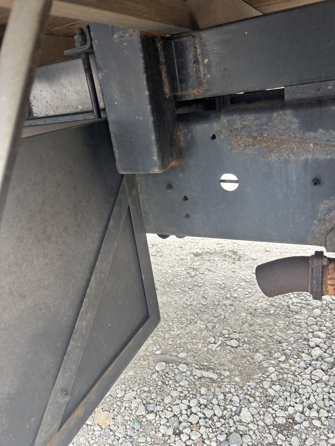 HINO Ranger J05E 3 section crane