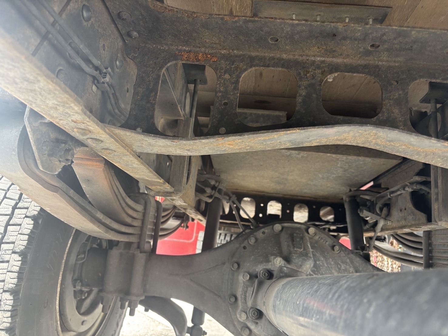 HINO Ranger J05E 3 section crane